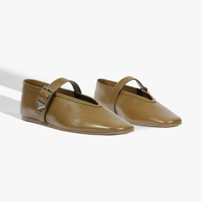 ZAPATO CERRADO DE TACÓN PLANO